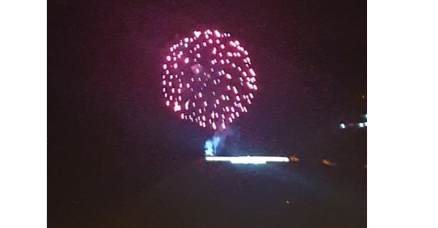 23 Nisan Pencereler ve Balkonlardan Kutlandı