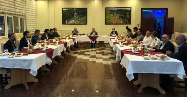 Akalın'a Veda Yemeği