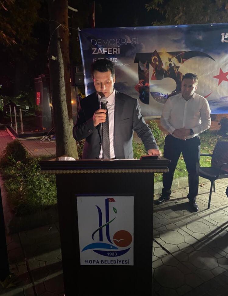 Hopa’da 15 Temmuz Demokrasi ve Milli Birlik Günü Şehitleri anma programı yapıldı.