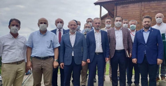AK Parti Genel Başkan Yardımcısı Kandemir Artvin'de