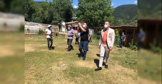 Gürcistan'ın Ankara Büyükelçisi Janjgava, Artvin'deki Tibeti Kilisesi'nde incelemelerde bulundu