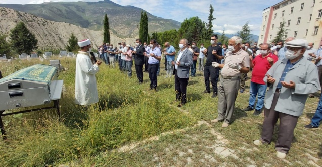 Vali Yılmaz Doruk, cenaze törenine katıldı