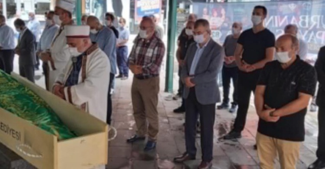 Vali Yılmaz Doruk, Hopa'da Cenaze Törenine Katıldı