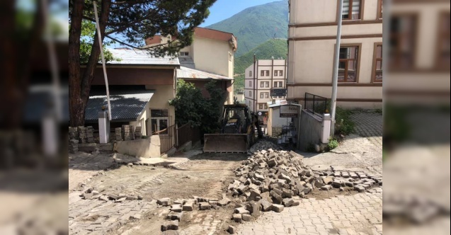 Yol Kaplaması Hızla Onarıldı