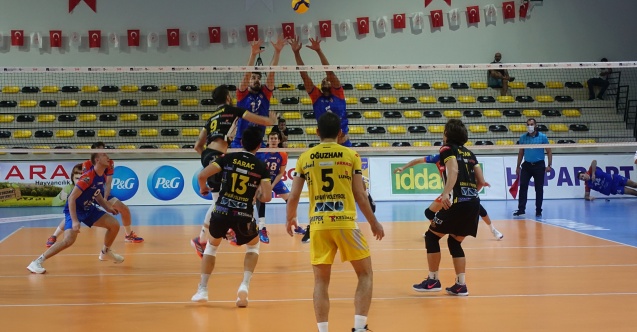 Voleybol: AXA Sigorta Efeler Ligi - Arhavi Voleybol: 1 - İnegöl Belediyespor: 3