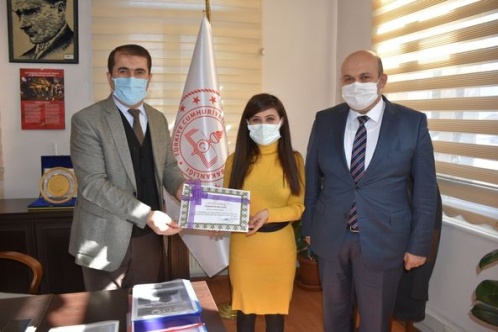Artvin Halk Eğitimi Merkezine İyi Örnekler Ödülü