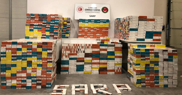 Sarp Gümrük Kapısı'nda 30 Bin Paket Elektronik Sigara Tütünü Ele Geçirildi