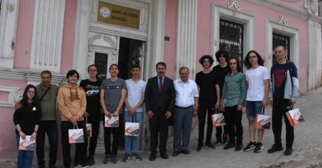Fen Lisesi Roket Ekibi Aksaray Yolunda