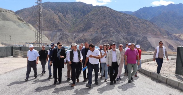 “Yeni yerleşim yerindeki incelemelerimize her hafta devam edeceğiz.”