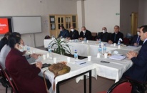 MURGUL İLÇESİNDE OKUL VE KURUM MÜDÜRLERİ TOPLANTISI YAPILDI