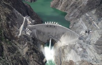 Yusufeli Barajında Kontrollü Su Tutma İşlemi Devam Ediyor