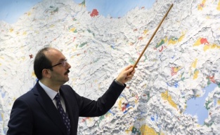 HOPA İLÇESİNDE TAŞKIN KONTROL ÇALIŞMALARI DEVAM EDİYOR