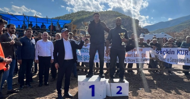 Ardanuç’ta 1. Boğa Güreşleri Festivali Düzenlendi