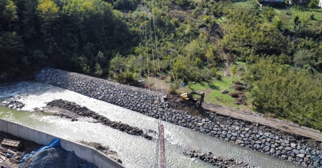 Murgul Erenköy Köyünde İnşaat Çalışmaları Devam Ediyor