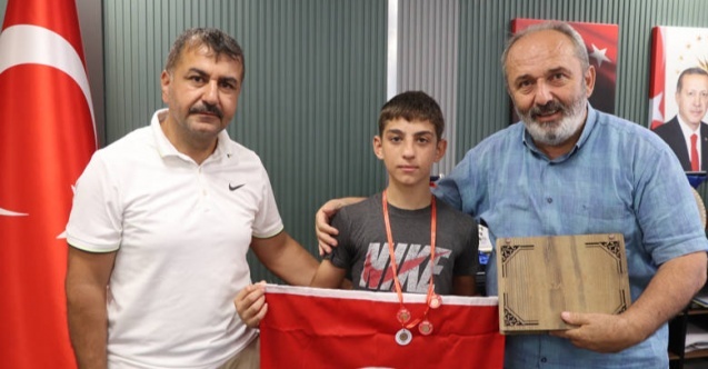 TAMER BAYRAM KAMIŞ 38 KG TÜRKİYE ŞAMPİYONU OLDU