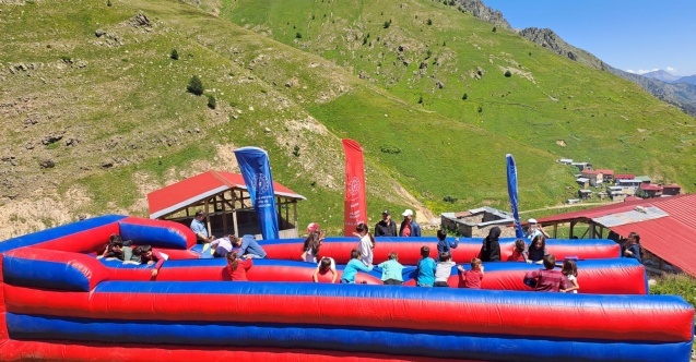 YUSUFELİ YÜNCÜLER KÖYÜ ÇOCUK ŞENLİĞİ