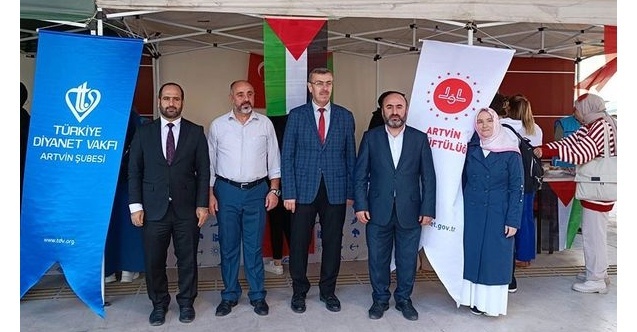 Filistin’e Destek İçin Artvin’de Hayır Çarşısı Kuruldu